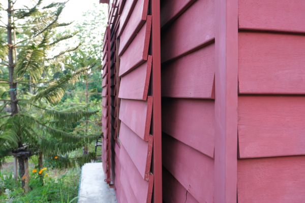 Cedar Siding Staining